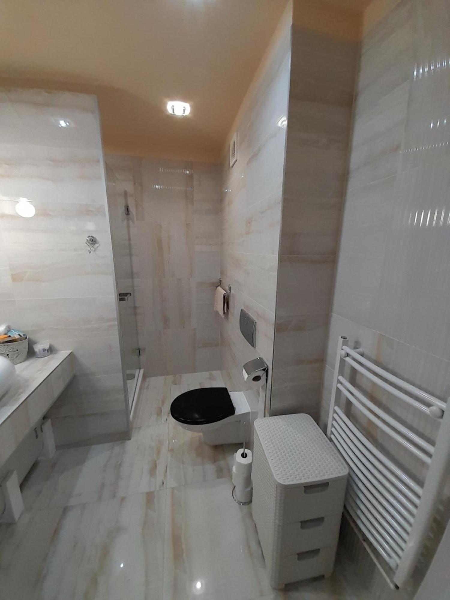 Apartament Dwunastka ミエルノ エクステリア 写真