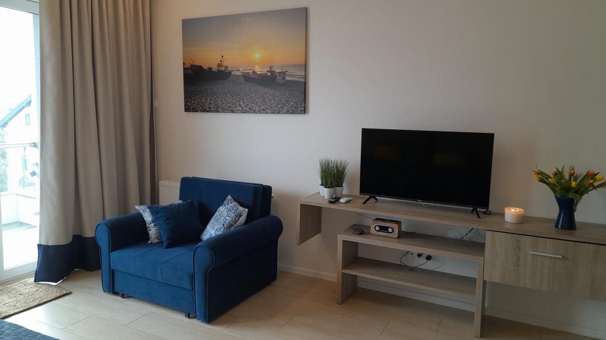 Apartament Dwunastka ミエルノ エクステリア 写真