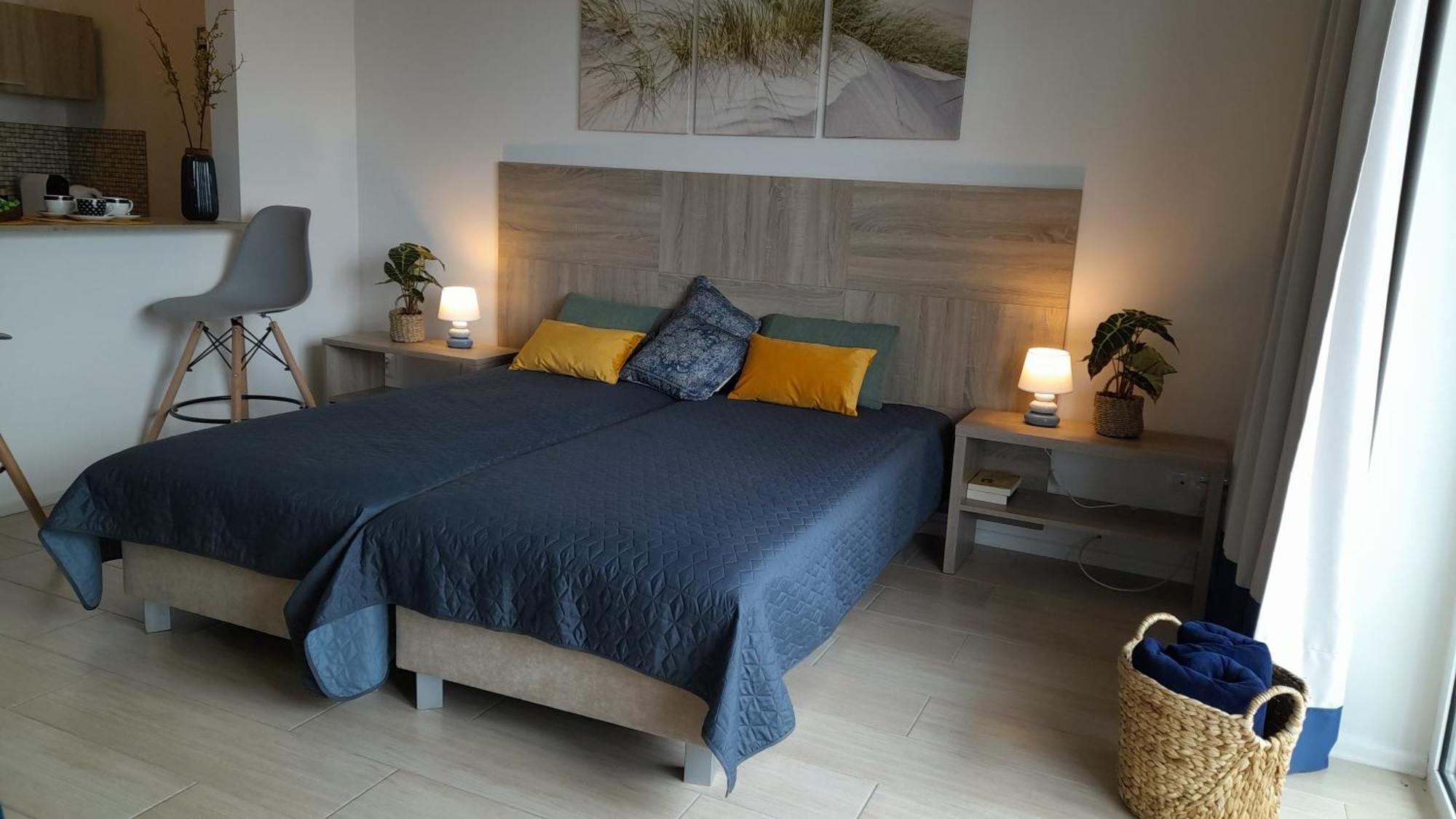 Apartament Dwunastka ミエルノ エクステリア 写真